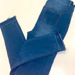 EPIC THREADS JUNIOR JEANS SIZE 16